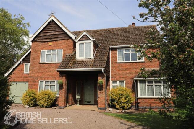 5 bed property, in High Street, £550,000
