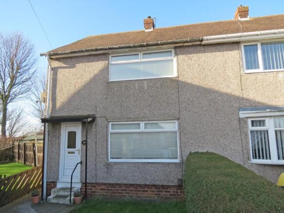 2 bed property, in Heugh Hill, £90,000