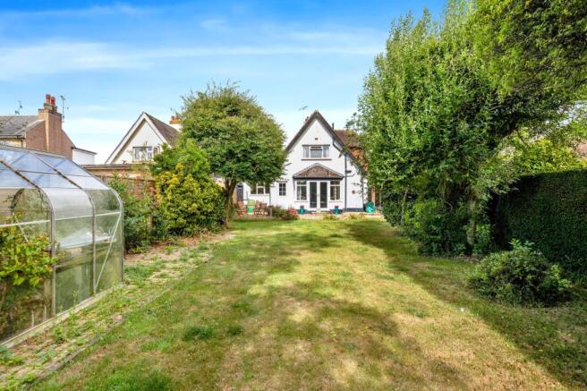 3 bed property, in Yeomans Acre, £475,000
