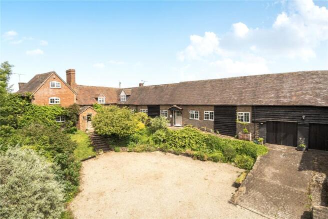 6 bed property, in Neen Savage, £925,000