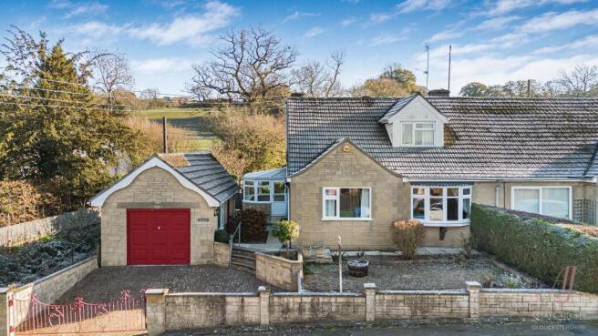 3 bed property, in 1a Cotswold Green, £339,950
