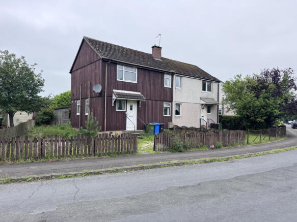 3 bed property, in 89 Chapelton Drive, £60,000