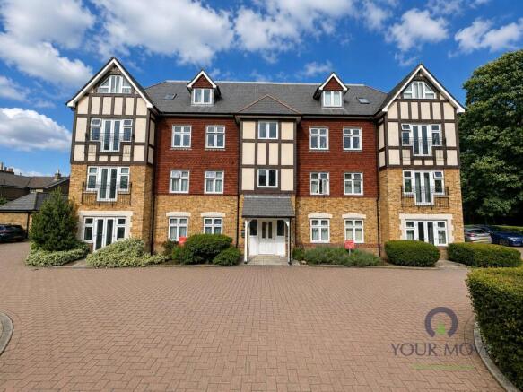 2 bed property, in Hazlitt Drive, £230,000