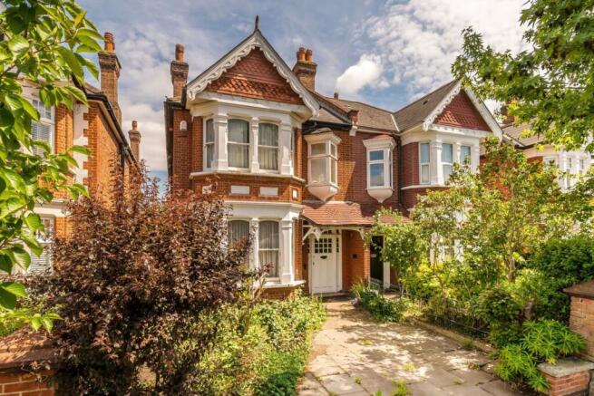 6 bed property, in Western Gardens, £1,450,000