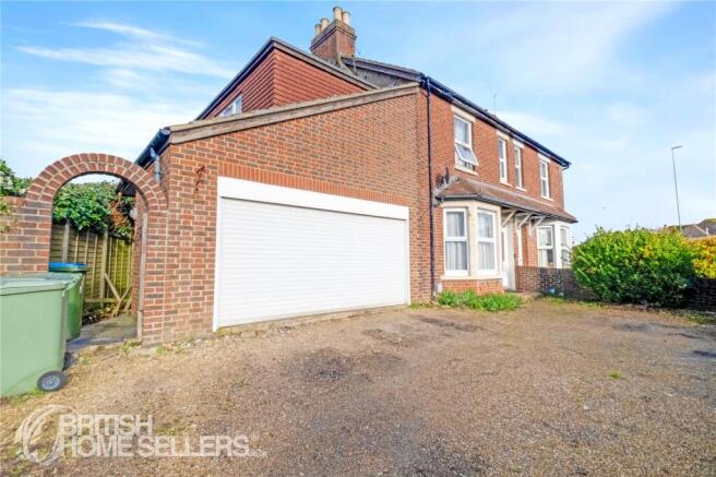 3 bed property, in Worthing Road, £350,000