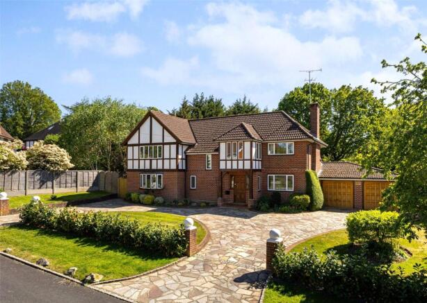 5 bed property, in Wayneflete Tower Avenue, £2,000,000