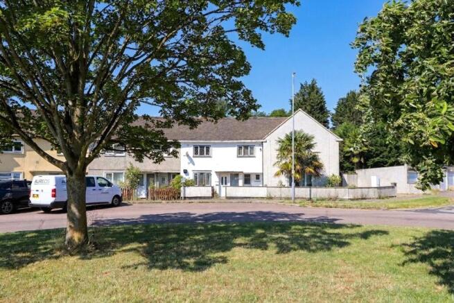 3 bed property, in Gifford Crescent, £290,000