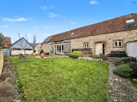 4 bed property, in St. James Way, £1,200,000