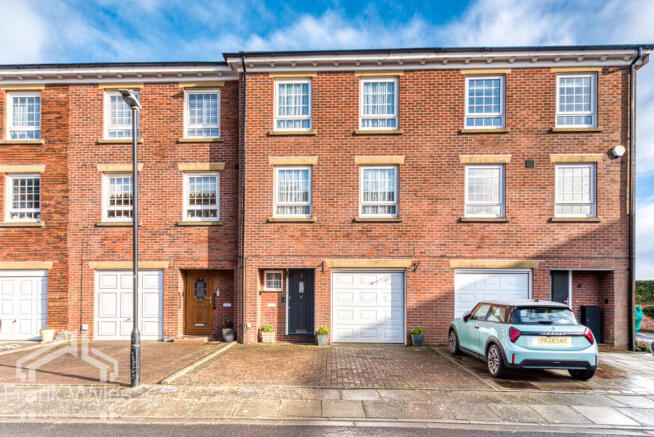 3 bed property, in The Leylands, £579,995