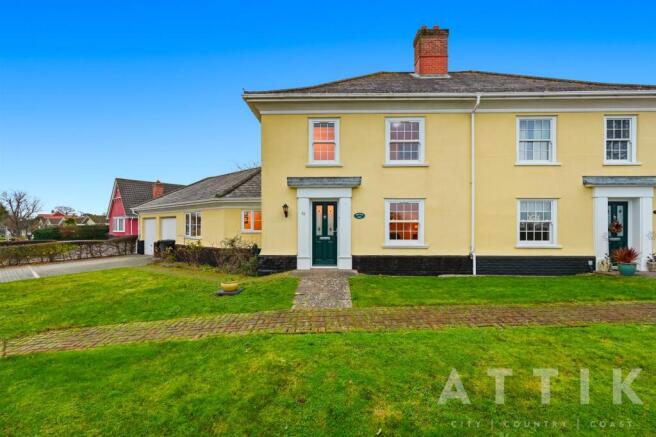 3 bed property, in Green Bank, £350,000
