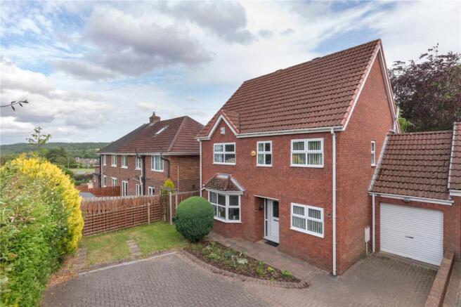 4 bed property, in 3 Gibside Court Smailes Lane, £260,000