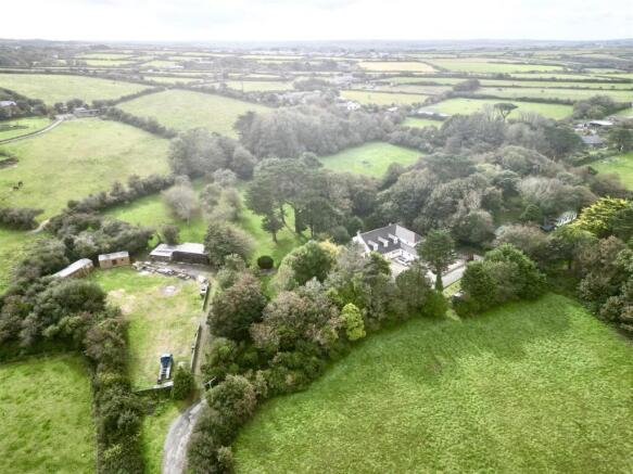 7 bed property, in Rejerrah, £1,650,000