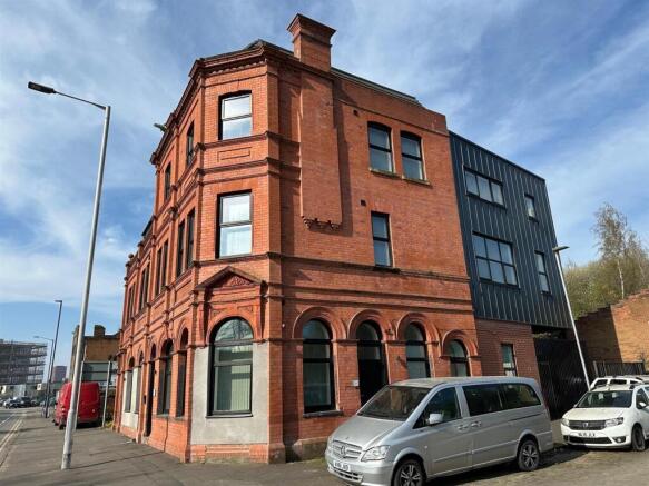 1 bed property, in Johnson House, £134,900
