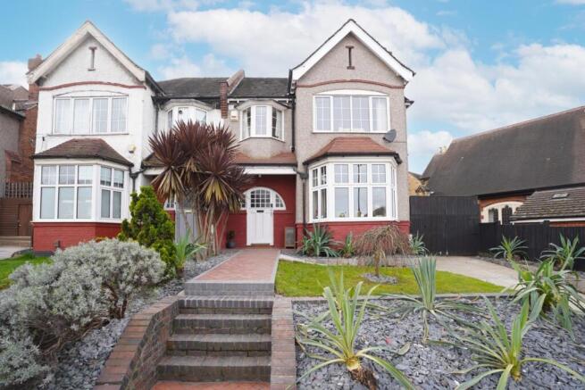 4 bed property, in Perry Rise, £1,200,000
