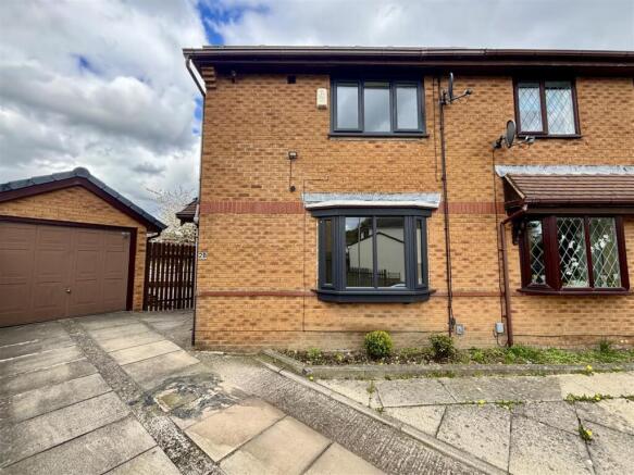 3 bed property, in Pentland Avenue, £199,950