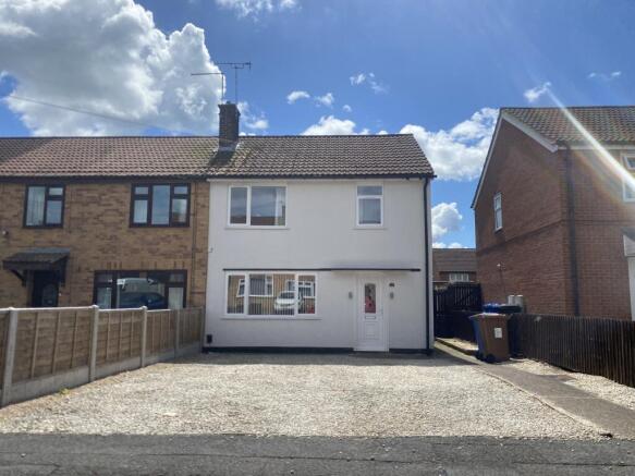 3 bed property, in 26 Bendall Green, £125,000