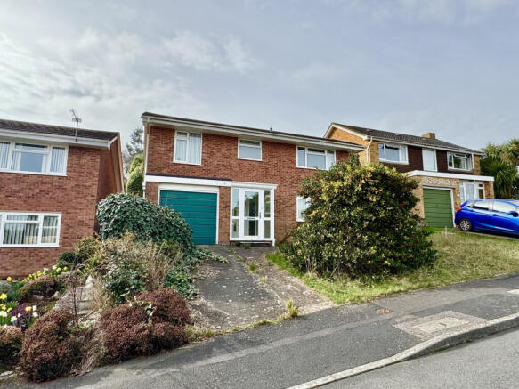 3 bed property, in Aldrin Road, £375,000