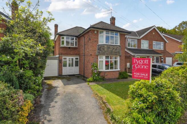 3 bed property, in Deddington Lane, £389,950