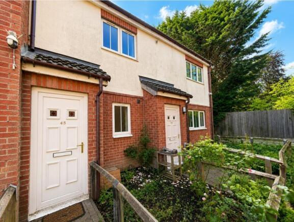1 bed property, in 45 Ayscough Avenue, £50,000