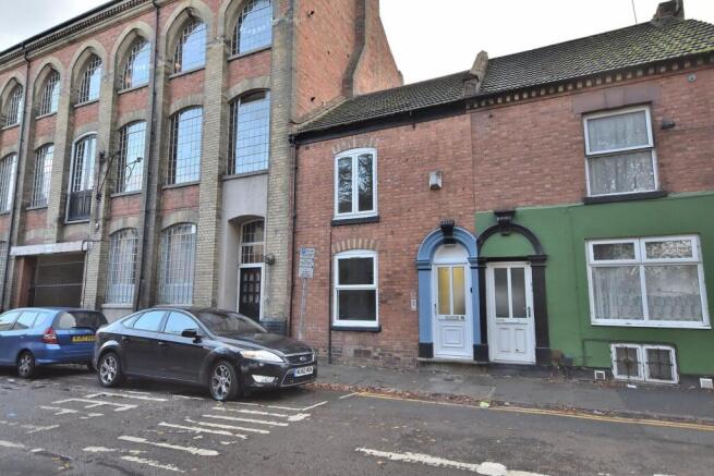 4 bed property, in Palmerston Road, £385,000