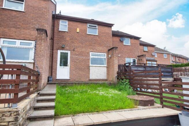2 bed property, in Ashbourne Drive, £115,000