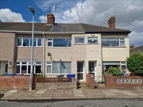 2 bed property, in 54 Lister Street, £15,000