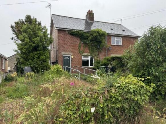 3 bed property, in 1 Council House, £100,000