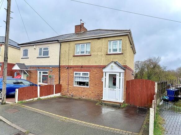 3 bed property, in Hartland Avenue, £210,000