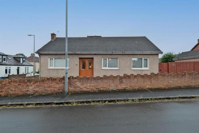 3 bed property, in York Street, £245,000