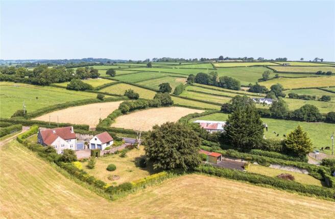 4 bed property, in Combe St. Nicholas, £850,000