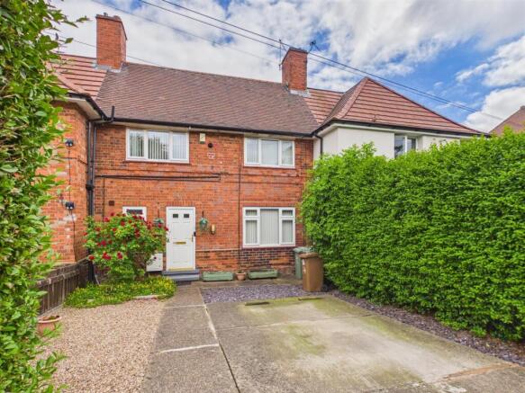 3 bed property, in Ripon Road, £200,000