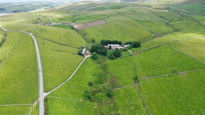 3 bed property, in Brookhouse Farm, £1,515,000