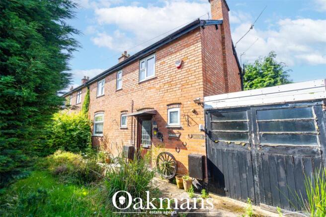 3 bed property, in Fox Lane, £150,000