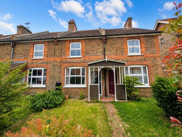 3 bed property, in Framfield Road, £325,000