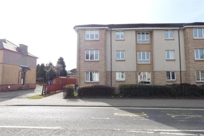 2 bed property, in Bridgend Gardens, £139,995