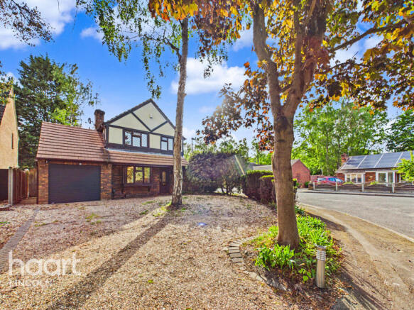 4 bed property, in Tudor Road, £325,000