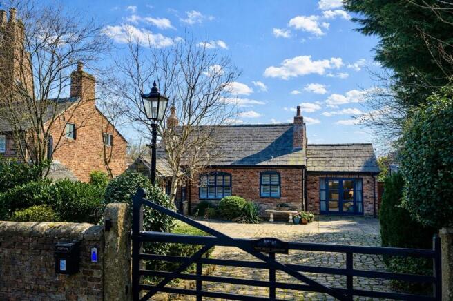 4 bed property, in Old Hall Lane, £1,200,000