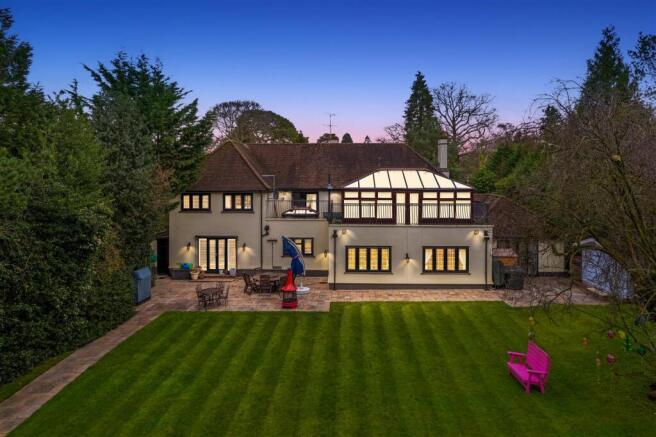 5 bed property, in Forest Drive, £3,500,000