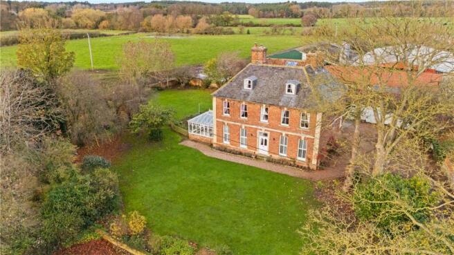 6 bed property, in Church Road, £850,000