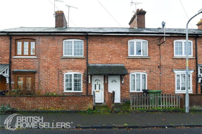 3 bed property, in West Street, £160,000