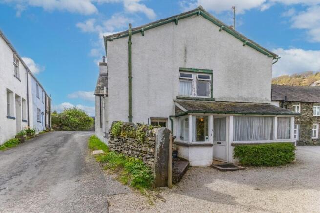 2 bed property, in 1 Plum Green, £249,950