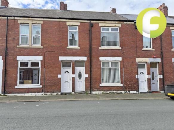 2 bed property, in Stanley Street, £59,950