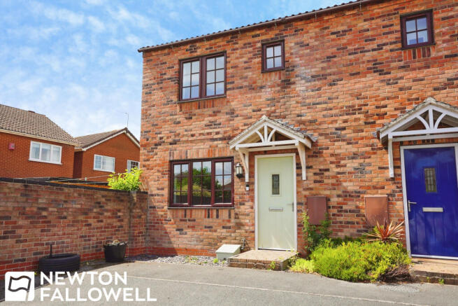 2 bed property, in The Rotunda, £170,000