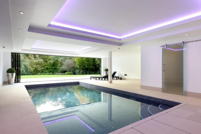 6 bed property, in Keepers Walk, £5,850,000