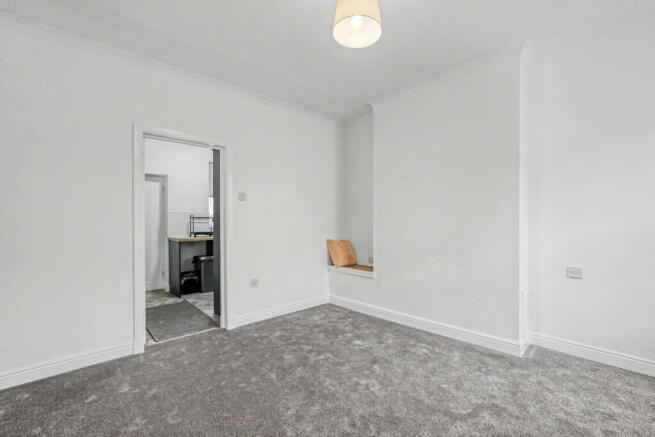 2 bed property, in Winifred Street, £70,000