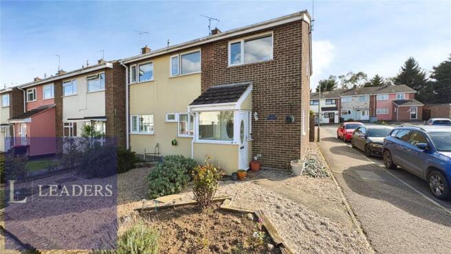 4 bed property, in Bourchier Way, £340,000