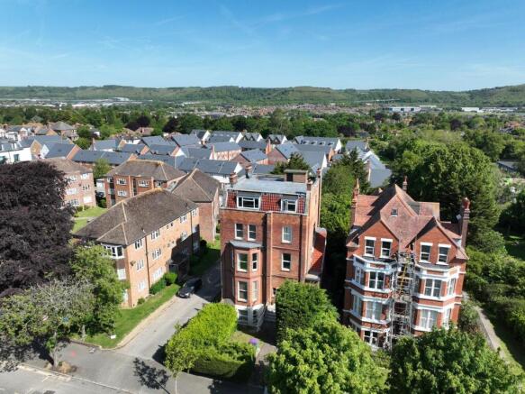 2 bed property, in Shorncliffe Road, £210,000