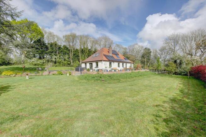 4 bed property, in North Street, £950,000