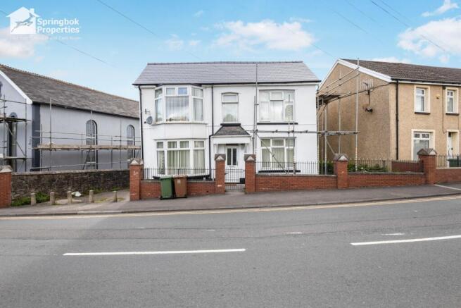 4 bed property, in Beulah Street, £230,000