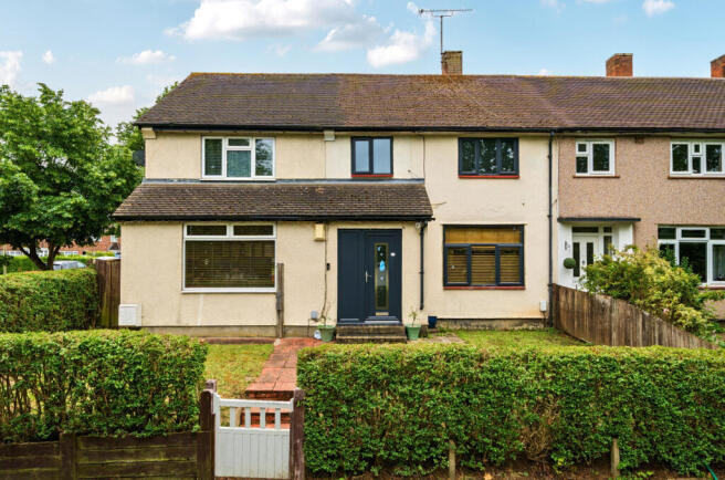 4 bed property, in Silverdale Road, £550,000